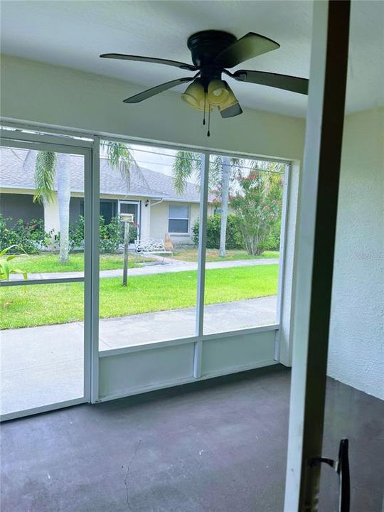 На продажу: $650,000 (4 спален, 0 ванн, 2220 Квадратных фут)