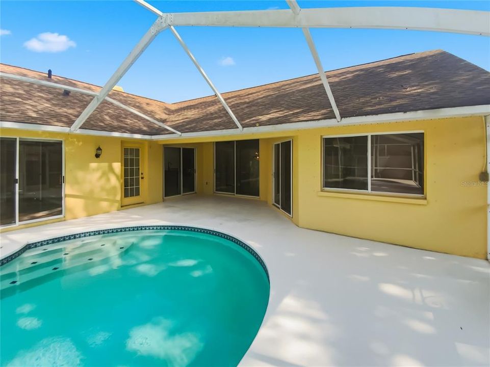 待售: $635,000 (4 贝兹, 2 浴室, 2201 平方英尺)