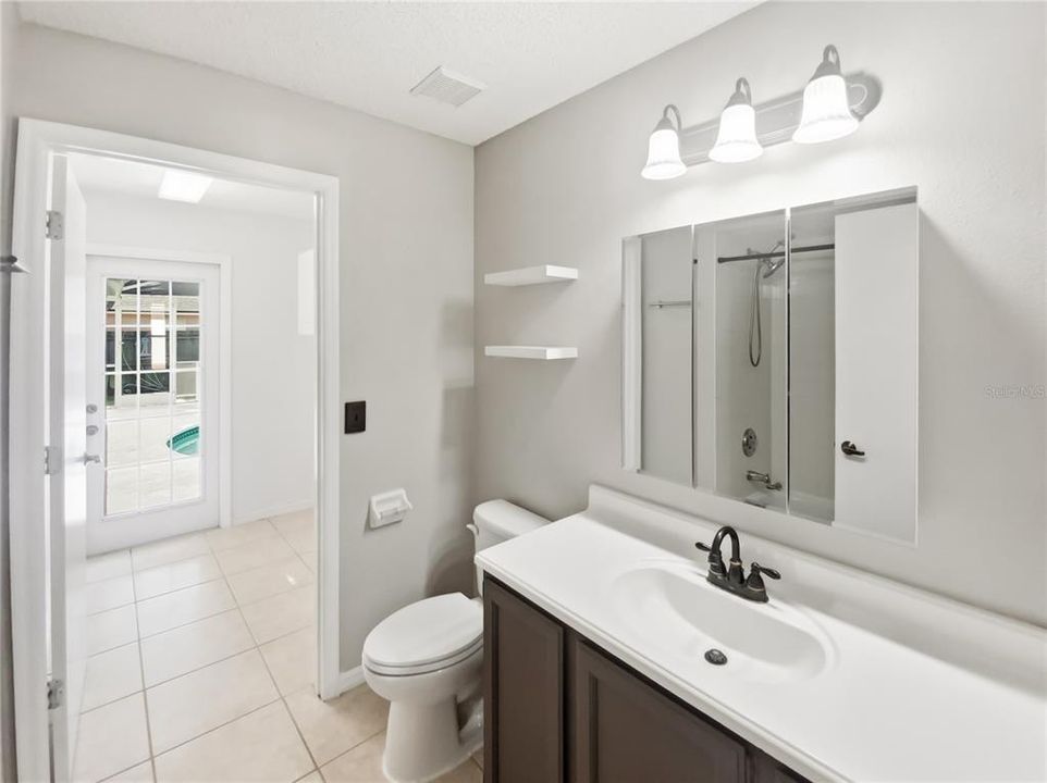 待售: $635,000 (4 贝兹, 2 浴室, 2201 平方英尺)