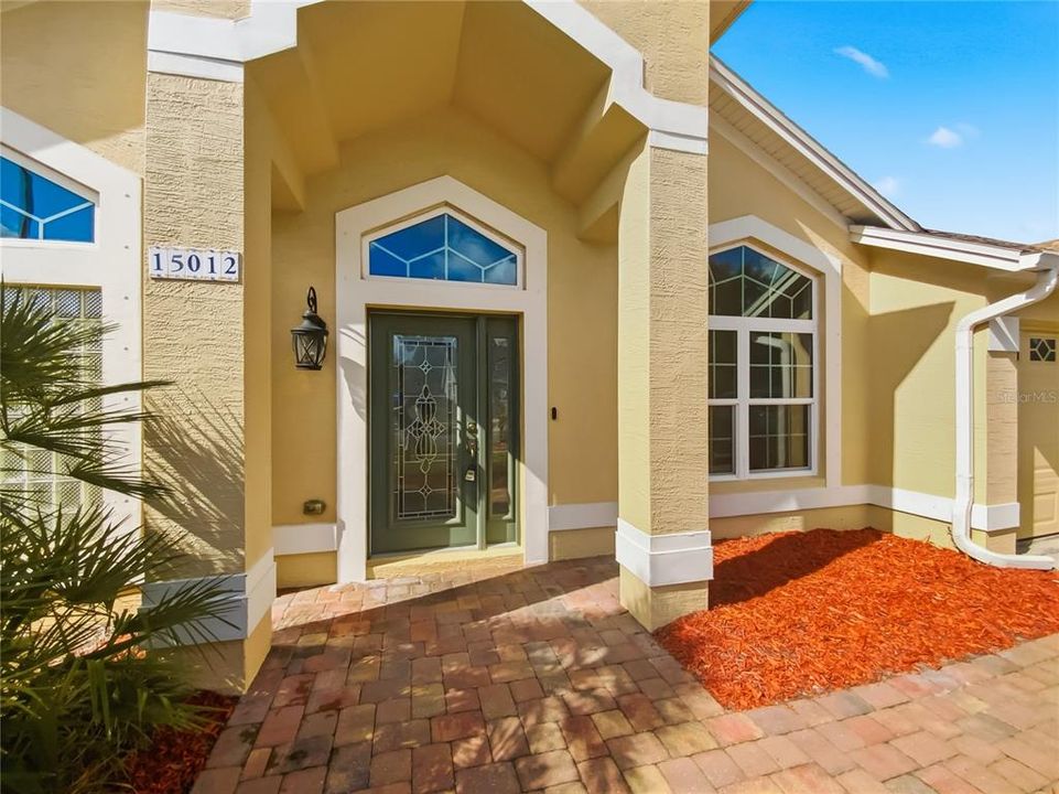 待售: $635,000 (4 贝兹, 2 浴室, 2201 平方英尺)