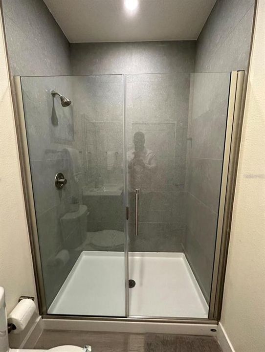 For Rent: $2,400 (3 beds, 3 baths, 1852 Square Feet)