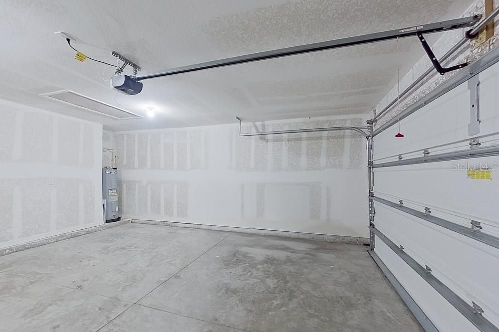 出租: $1,690 (3 贝兹, 2 浴室, 1400 平方英尺)