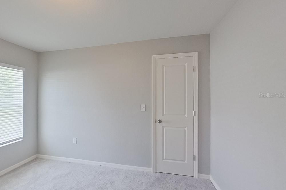 出租: $1,690 (3 贝兹, 2 浴室, 1400 平方英尺)