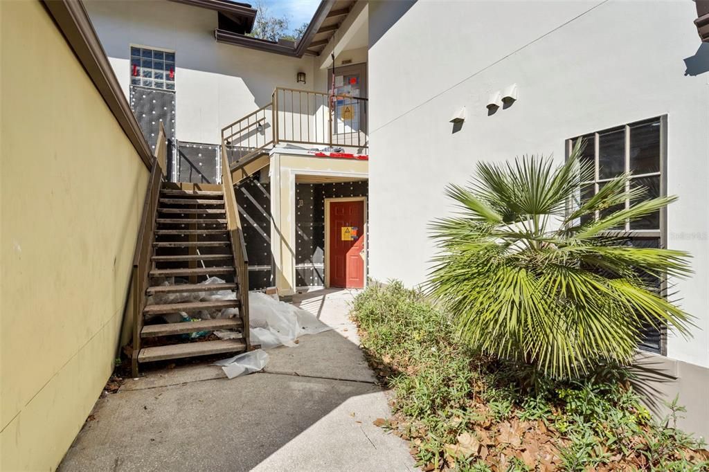 For Sale: $125,000 (2 beds, 2 baths, 1105 Square Feet)