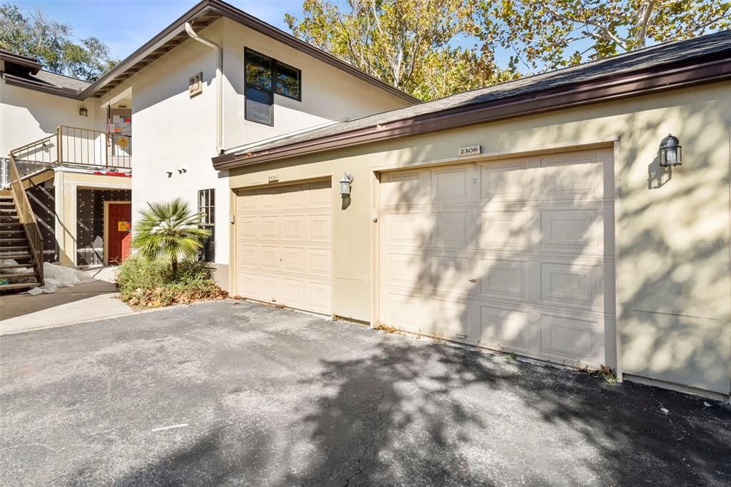 For Sale: $125,000 (2 beds, 2 baths, 1105 Square Feet)