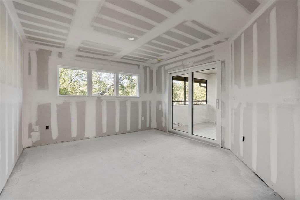 For Sale: $125,000 (2 beds, 2 baths, 1105 Square Feet)