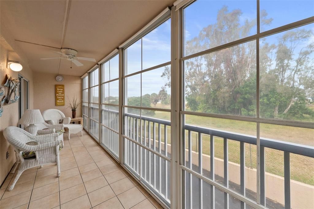 For Sale: $229,900 (2 beds, 2 baths, 1185 Square Feet)