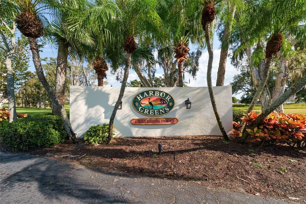 For Sale: $229,900 (2 beds, 2 baths, 1185 Square Feet)