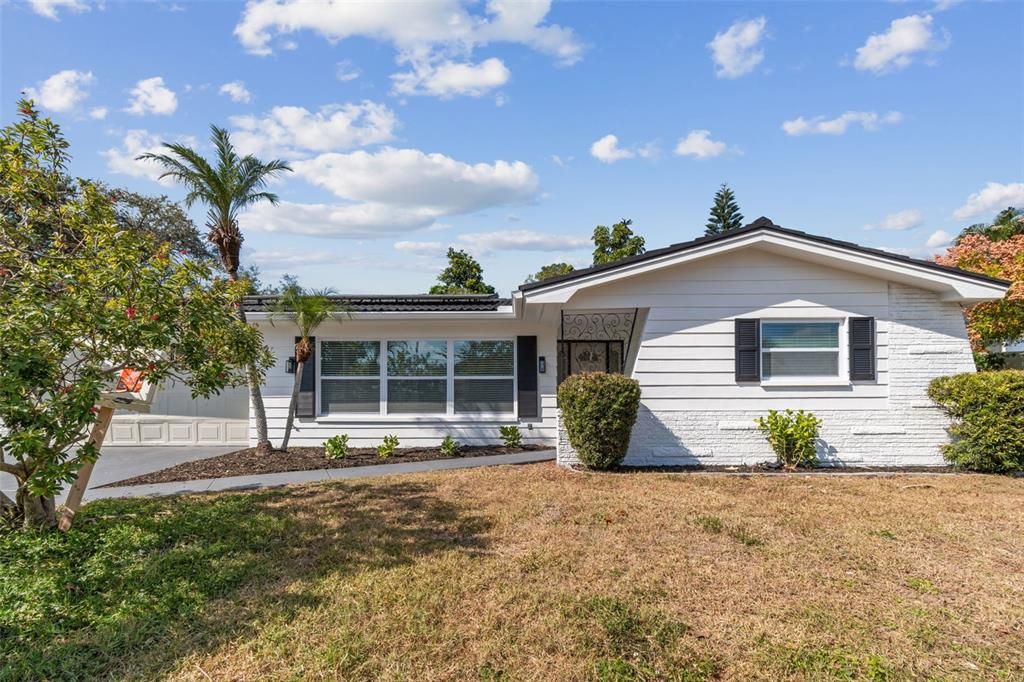 For Sale: $649,000 (3 beds, 2 baths, 1755 Square Feet)