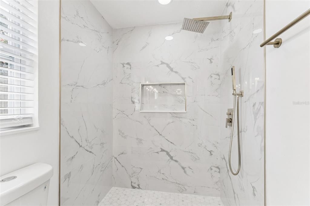 For Sale: $649,000 (3 beds, 2 baths, 1755 Square Feet)