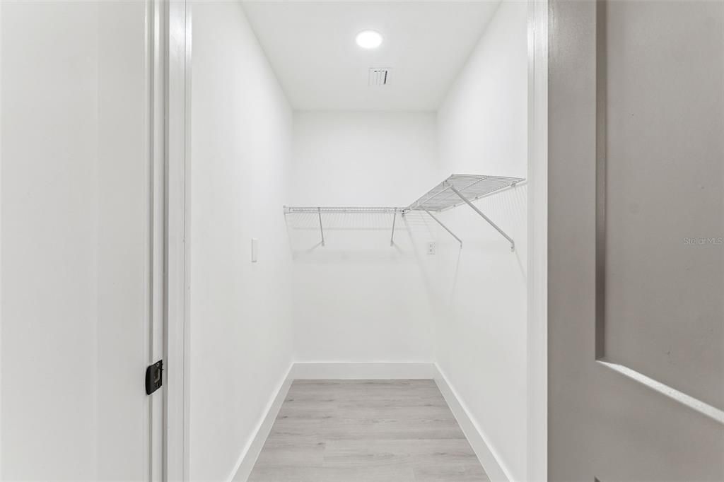 For Sale: $649,000 (3 beds, 2 baths, 1755 Square Feet)