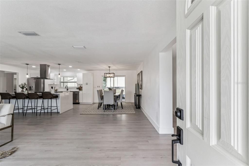 For Sale: $649,000 (3 beds, 2 baths, 1755 Square Feet)