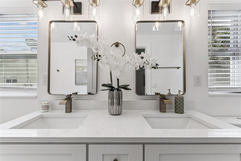 For Sale: $649,000 (3 beds, 2 baths, 1755 Square Feet)