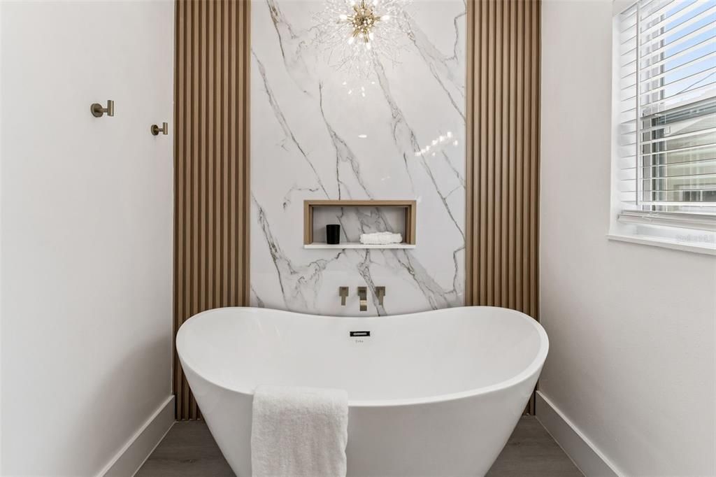 For Sale: $649,000 (3 beds, 2 baths, 1755 Square Feet)