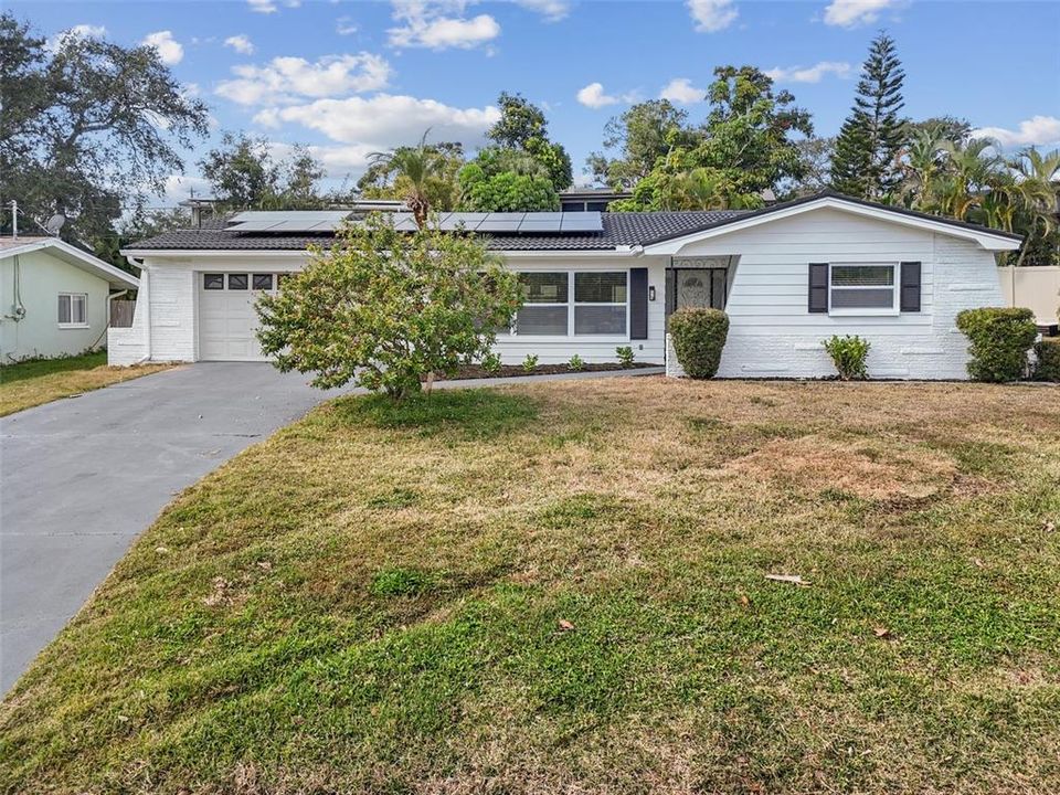 For Sale: $649,000 (3 beds, 2 baths, 1755 Square Feet)