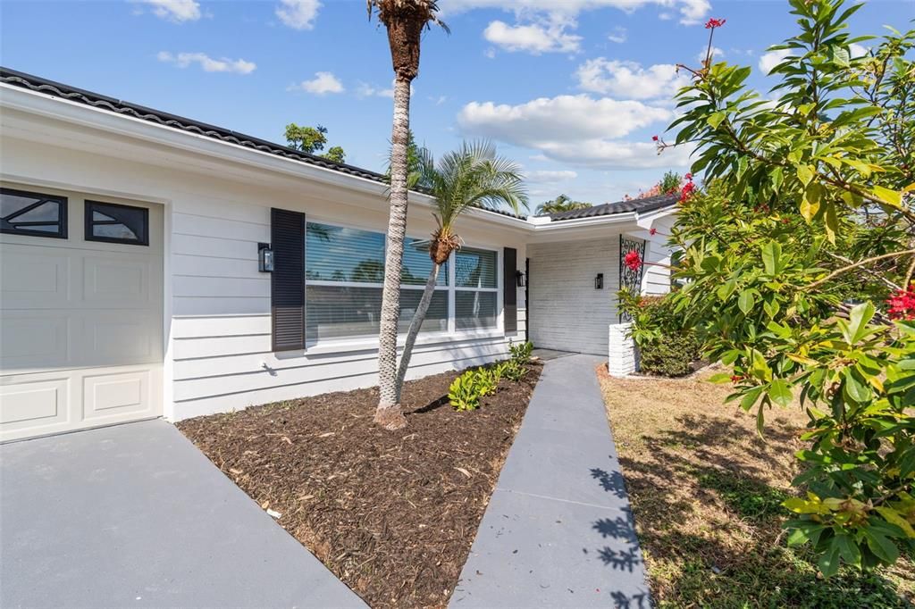 For Sale: $649,000 (3 beds, 2 baths, 1755 Square Feet)