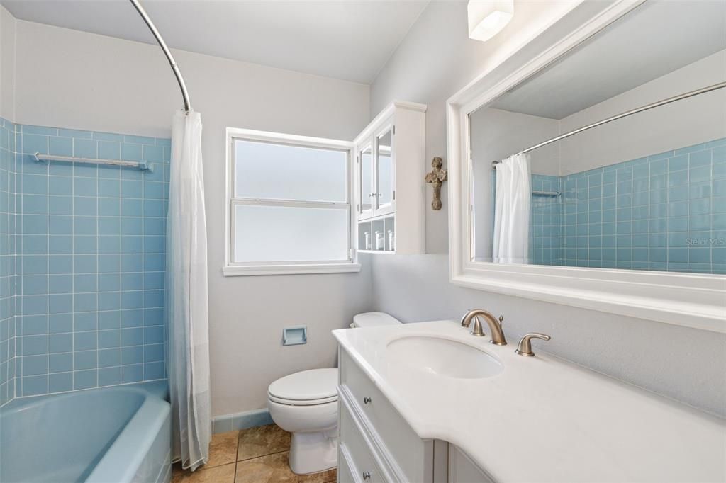 For Sale: $859,000 (4 beds, 3 baths, 2077 Square Feet)