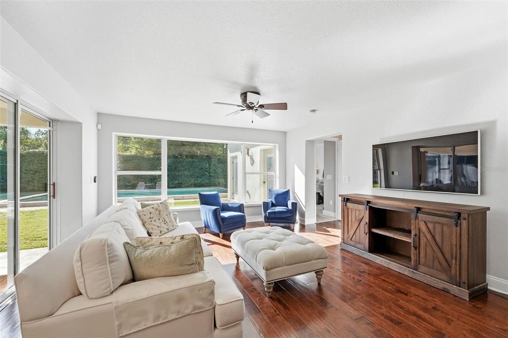 For Sale: $859,000 (4 beds, 3 baths, 2077 Square Feet)