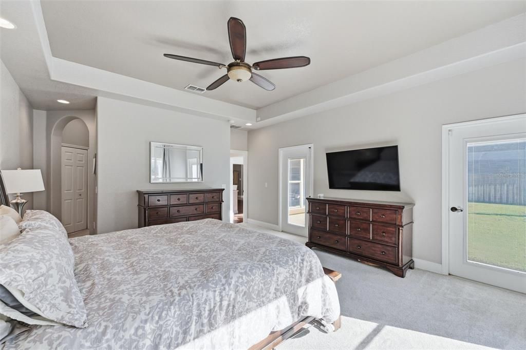 For Sale: $859,000 (4 beds, 3 baths, 2077 Square Feet)