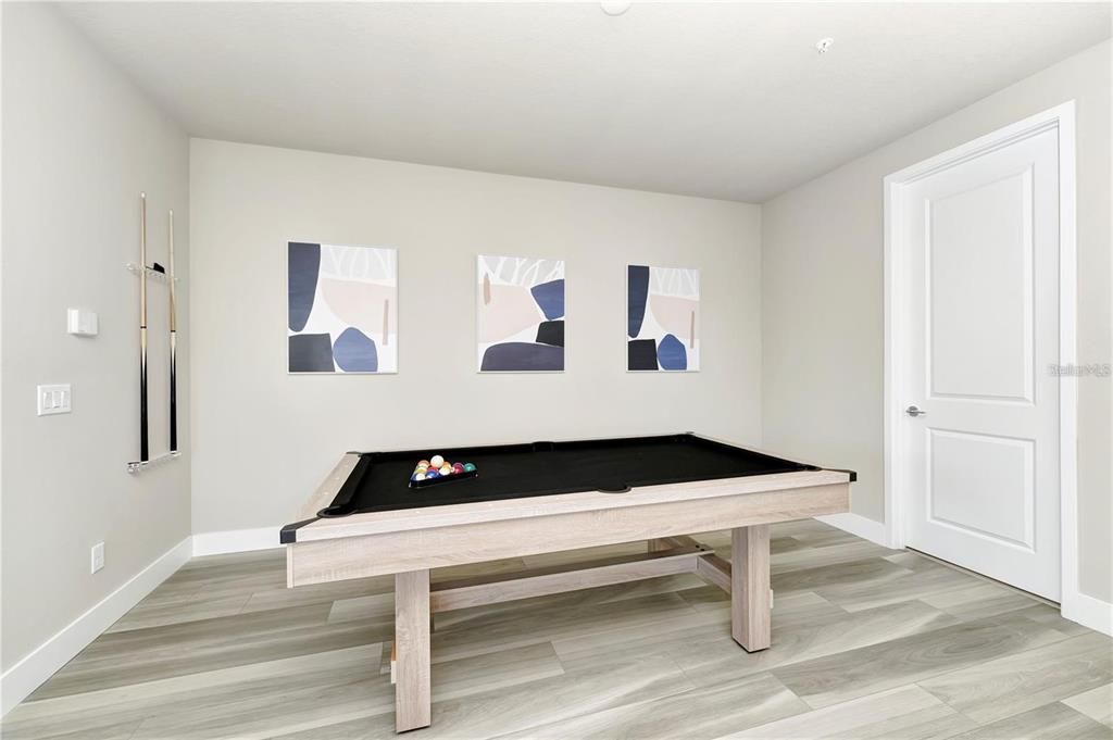 For Sale: $549,000 (5 beds, 4 baths, 2630 Square Feet)