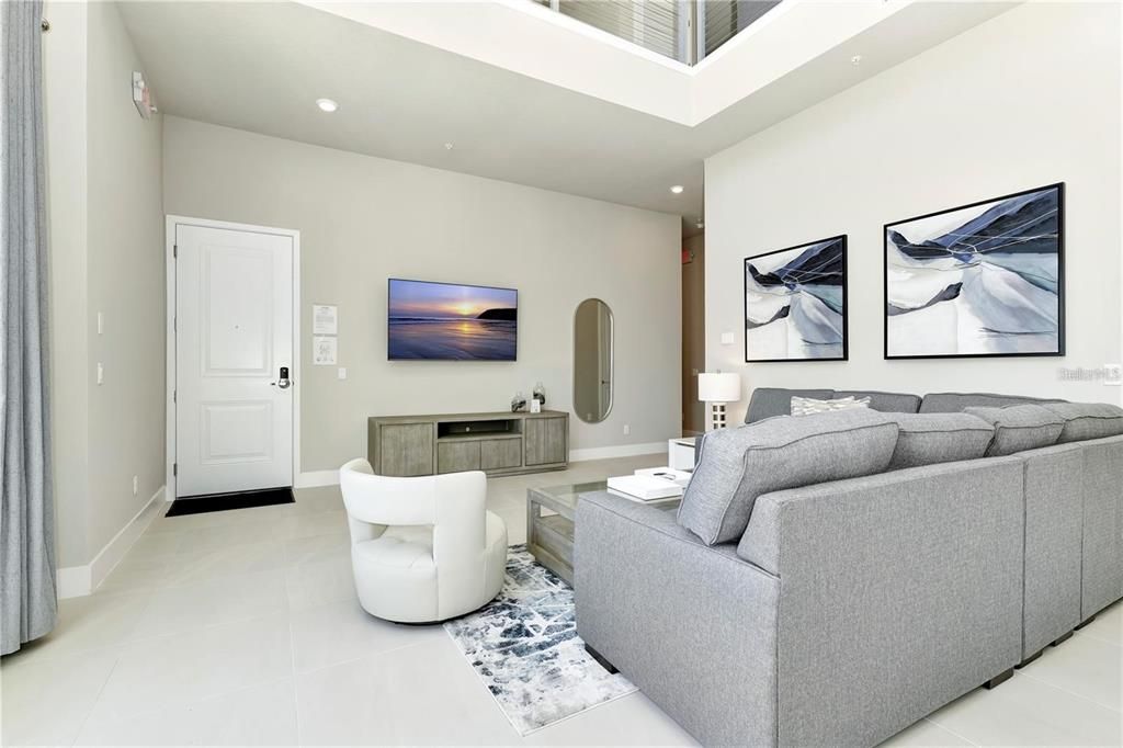 For Sale: $549,000 (5 beds, 4 baths, 2630 Square Feet)