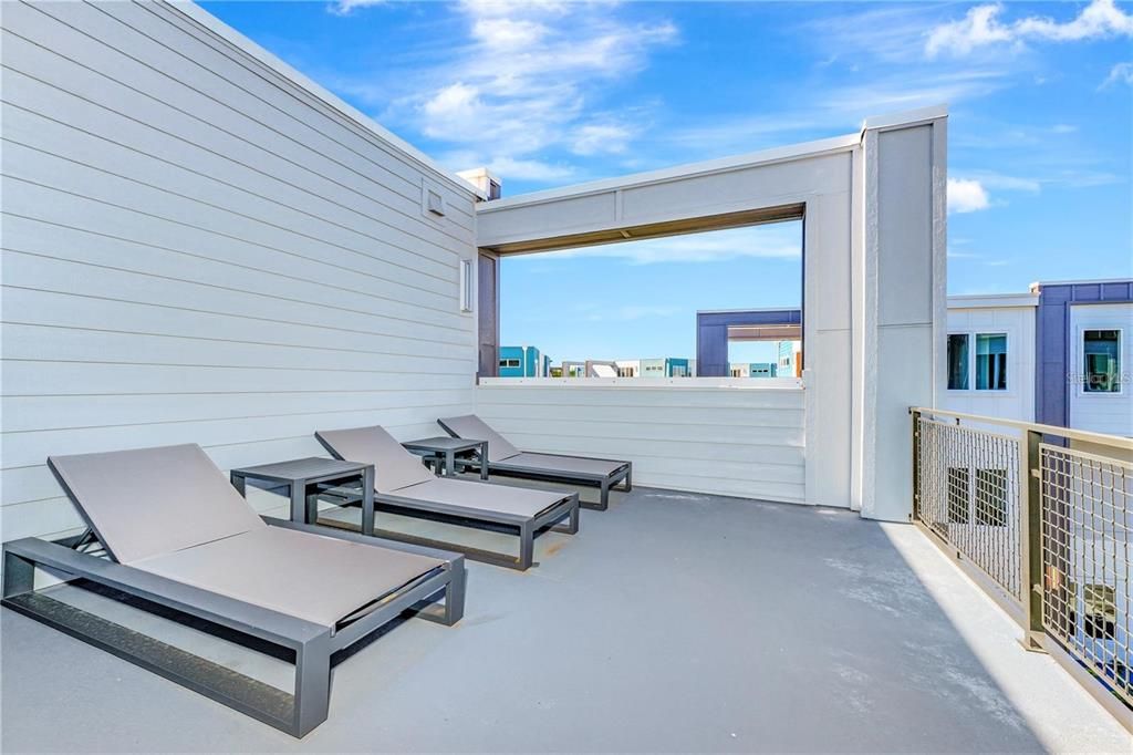 For Sale: $549,000 (5 beds, 4 baths, 2630 Square Feet)