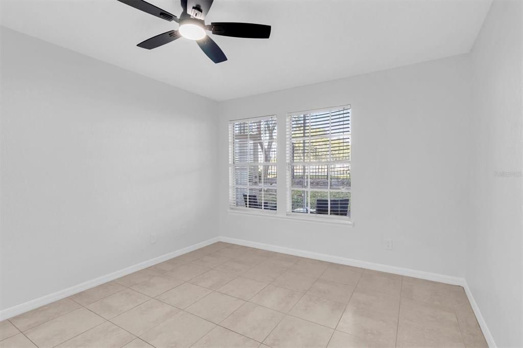 En Venta: $179,900 (1 camas, 1 baños, 827 Pies cuadrados)