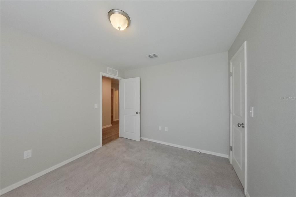 En Renta: $1,690 (3 camas, 2 baños, 1400 Pies cuadrados)