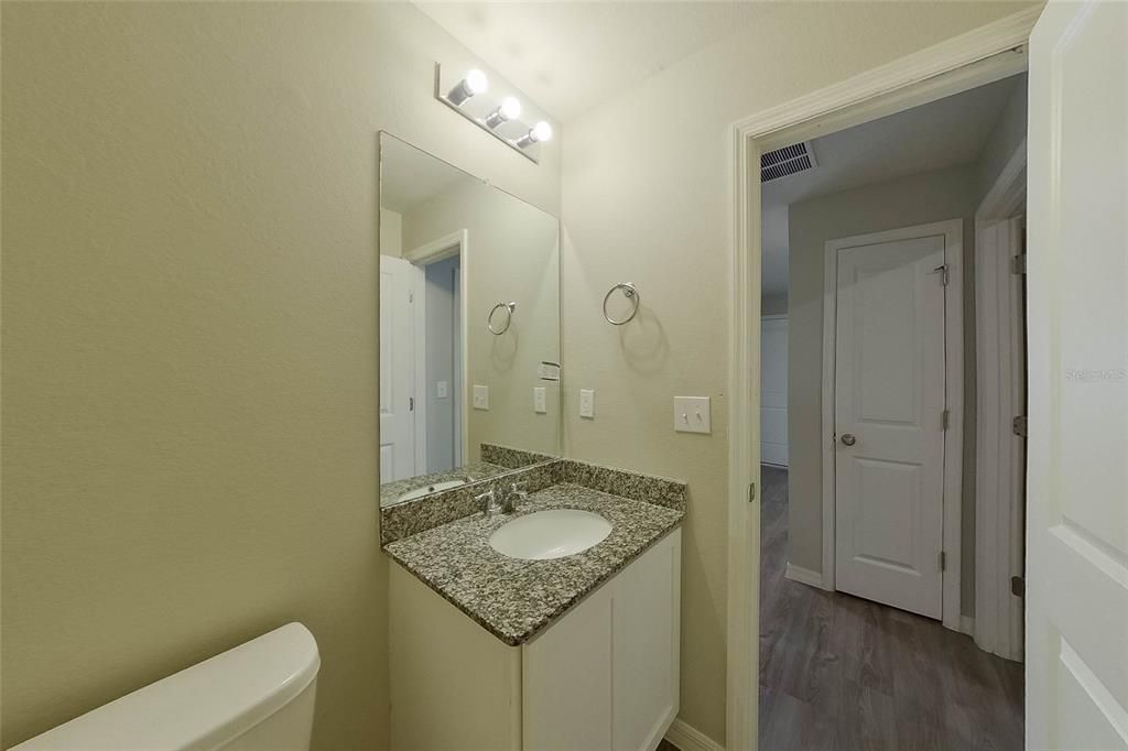 En Renta: $1,690 (3 camas, 2 baños, 1400 Pies cuadrados)