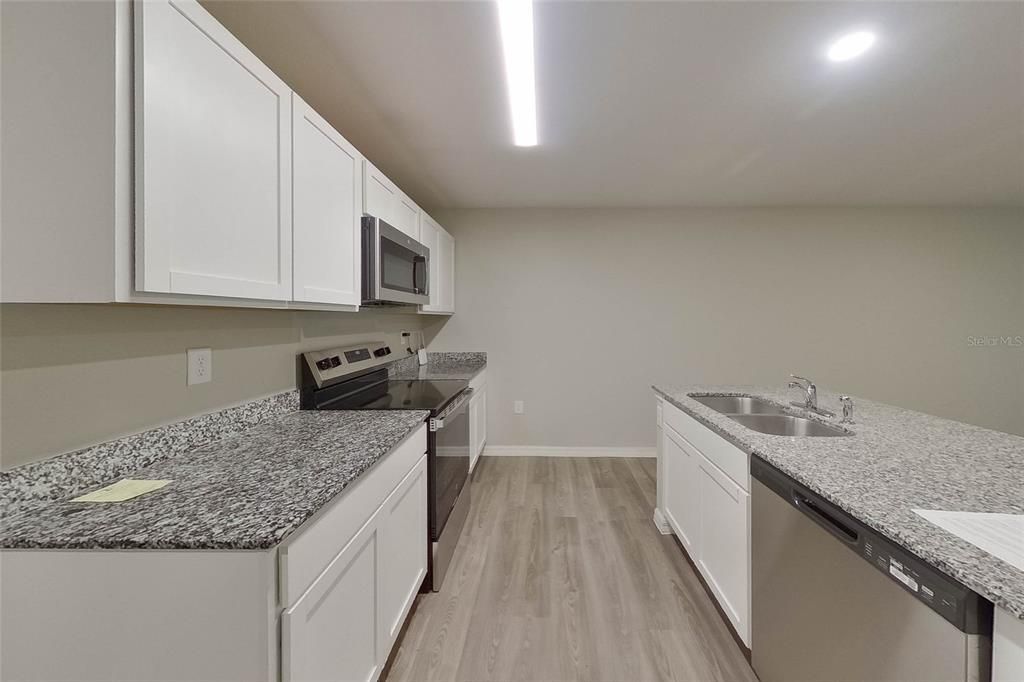 En Renta: $1,690 (3 camas, 2 baños, 1400 Pies cuadrados)