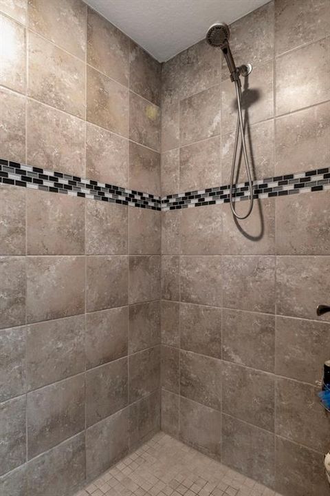 待售: $409,000 (3 贝兹, 2 浴室, 1701 平方英尺)