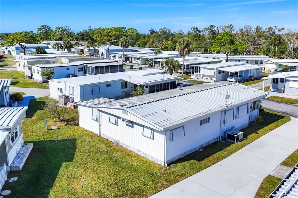 На продажу: $98,500 (2 спален, 2 ванн, 919 Квадратных фут)