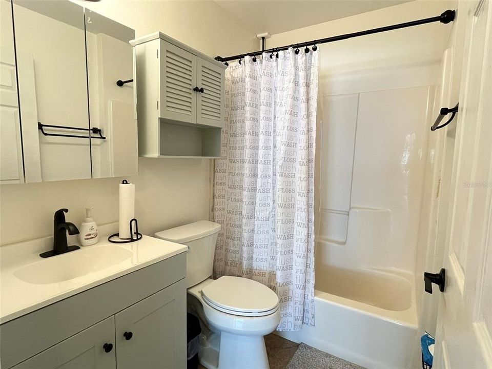 For Rent: $2,662 (3 beds, 2 baths, 1700 Square Feet)