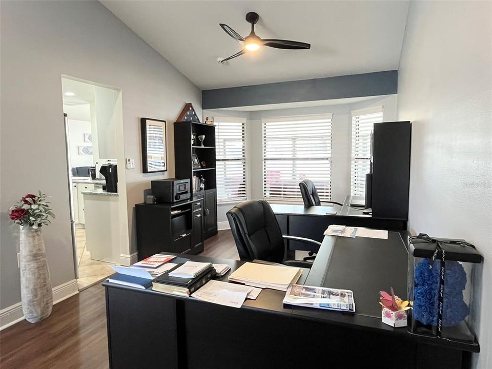 For Rent: $2,662 (3 beds, 2 baths, 1700 Square Feet)