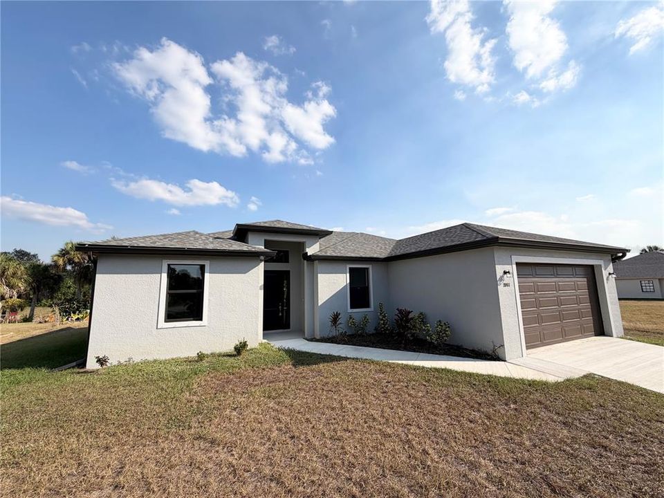 En Renta: $2,200 (3 camas, 2 baños, 1731 Pies cuadrados)