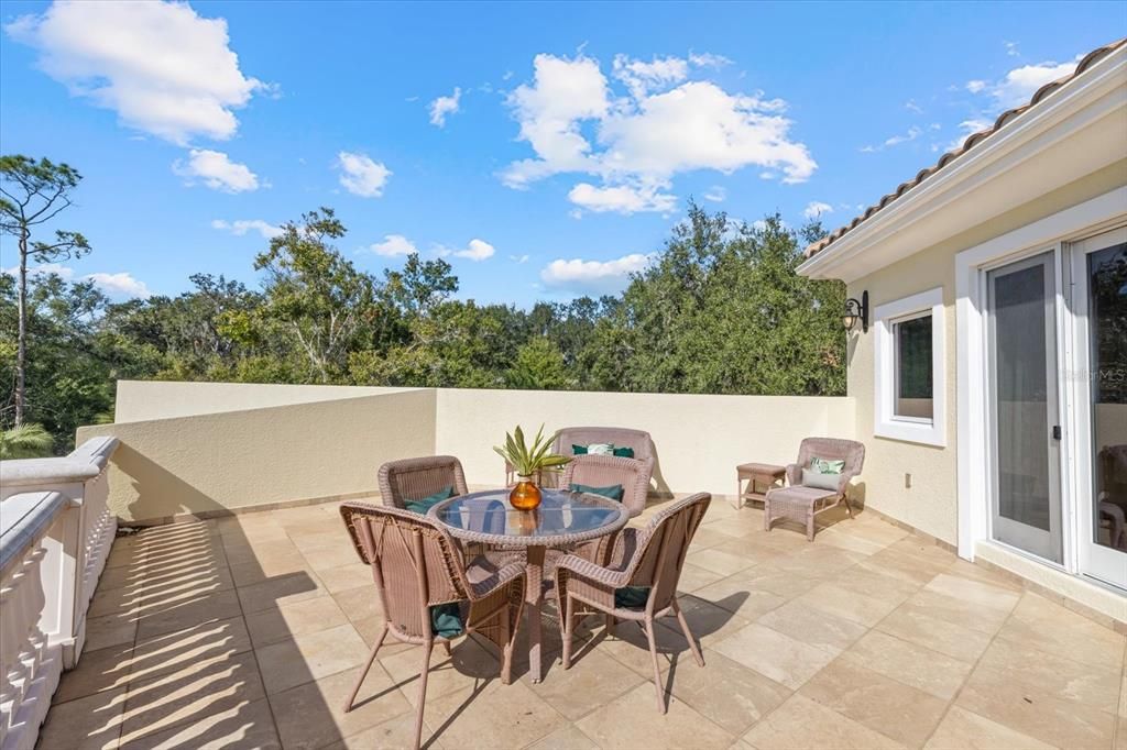 For Sale: $4,500,000 (5 beds, 5 baths, 9018 Square Feet)