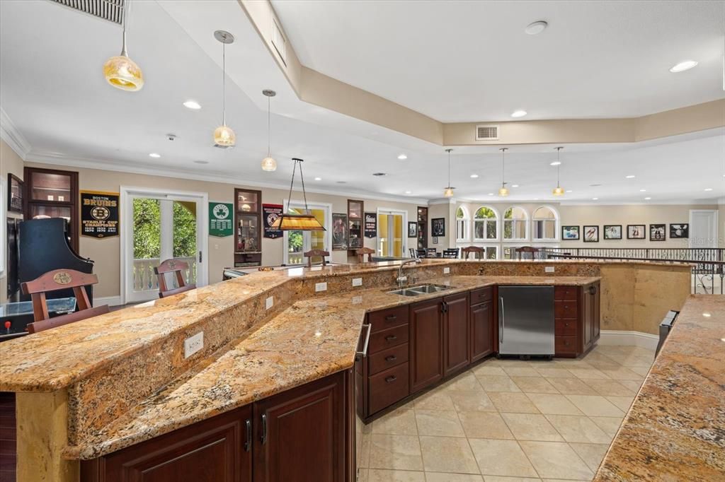 For Sale: $4,500,000 (5 beds, 5 baths, 9018 Square Feet)