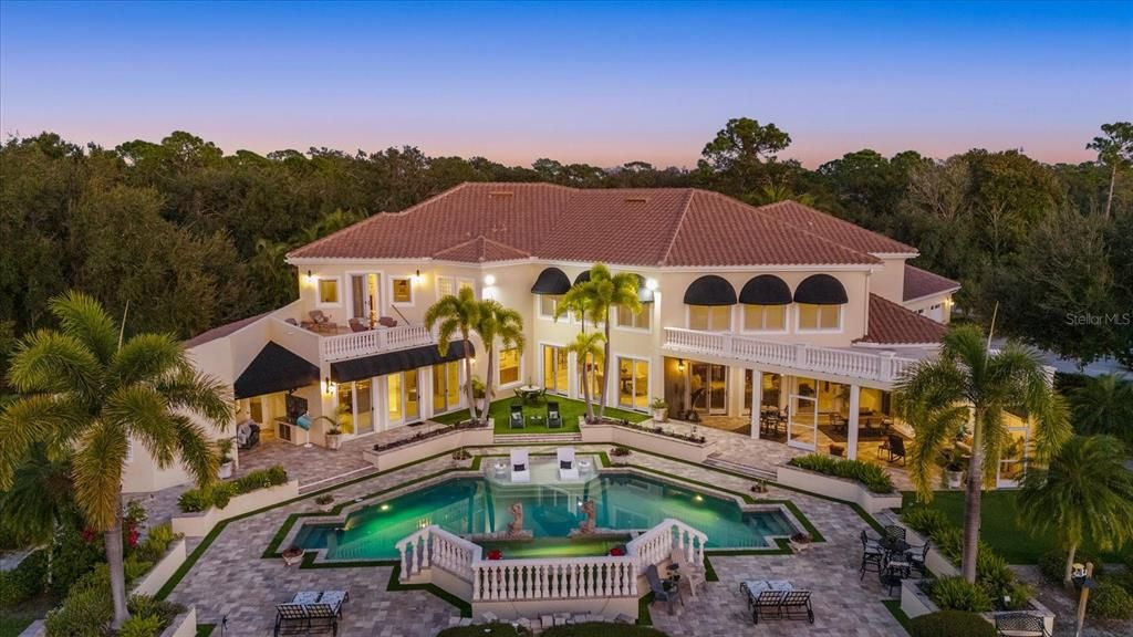 For Sale: $4,500,000 (5 beds, 5 baths, 9018 Square Feet)