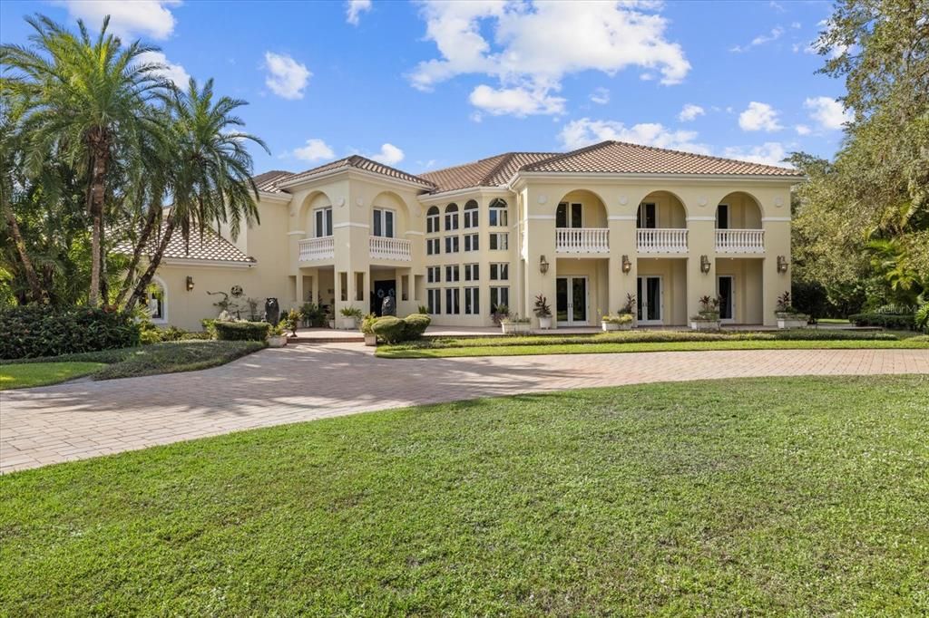 For Sale: $4,500,000 (5 beds, 5 baths, 9018 Square Feet)