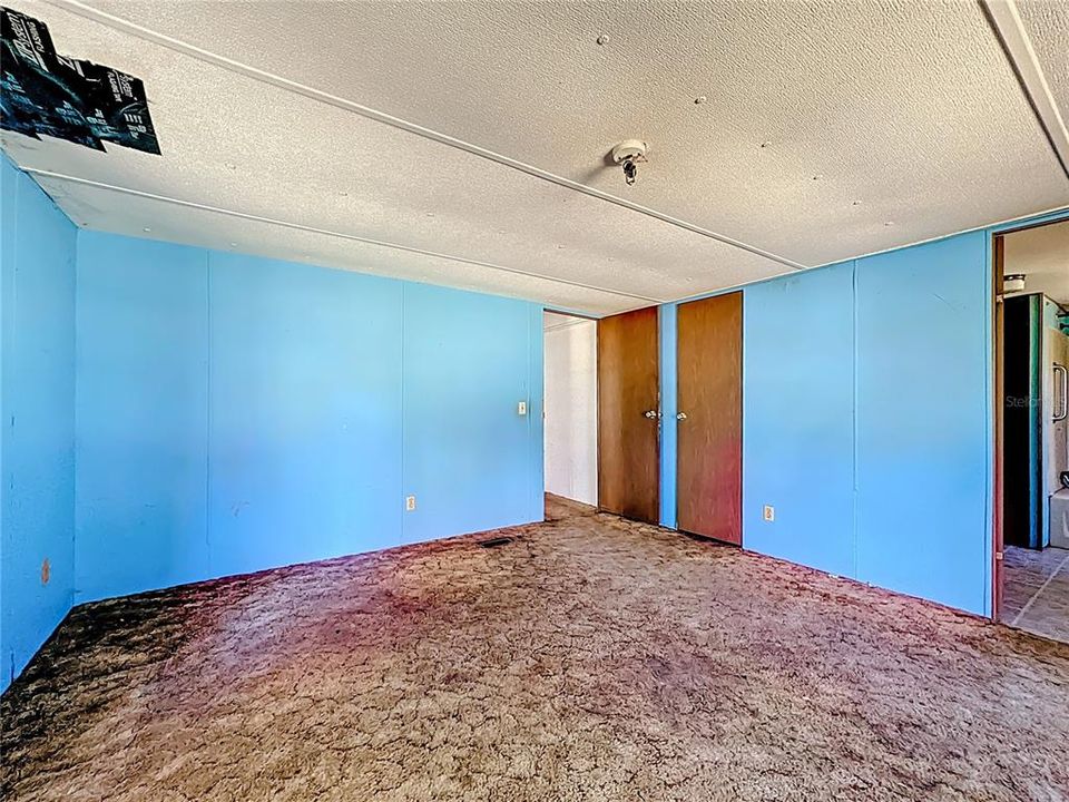 待售: $69,950 (4 贝兹, 2 浴室, 1560 平方英尺)