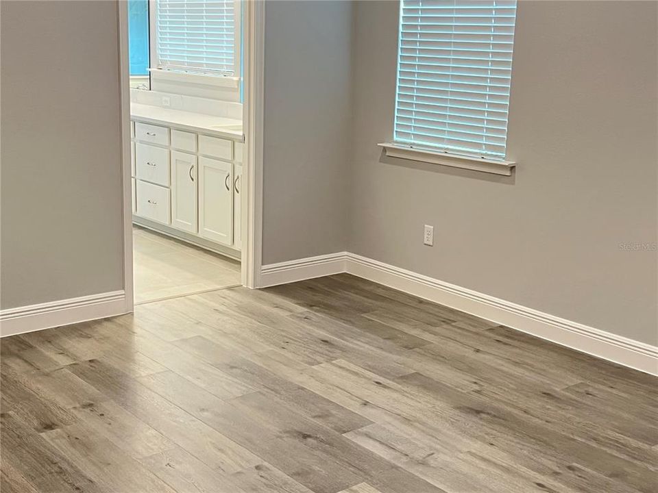 For Rent: $2,800 (4 beds, 3 baths, 2173 Square Feet)