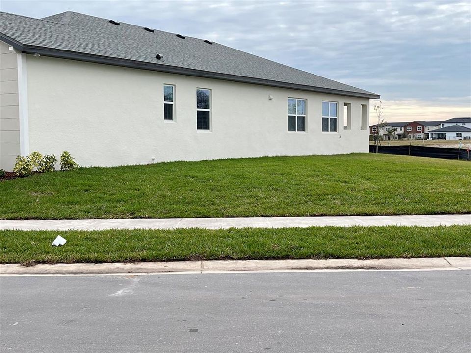 For Rent: $2,800 (4 beds, 3 baths, 2173 Square Feet)