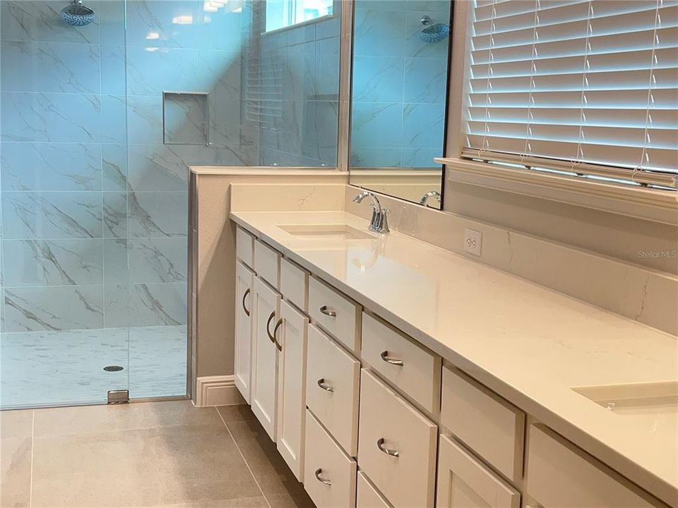 For Rent: $2,800 (4 beds, 3 baths, 2173 Square Feet)