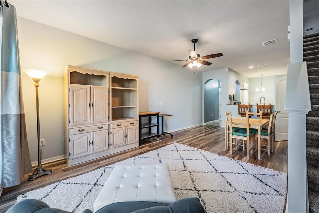 For Sale: $259,999 (2 beds, 2 baths, 1536 Square Feet)