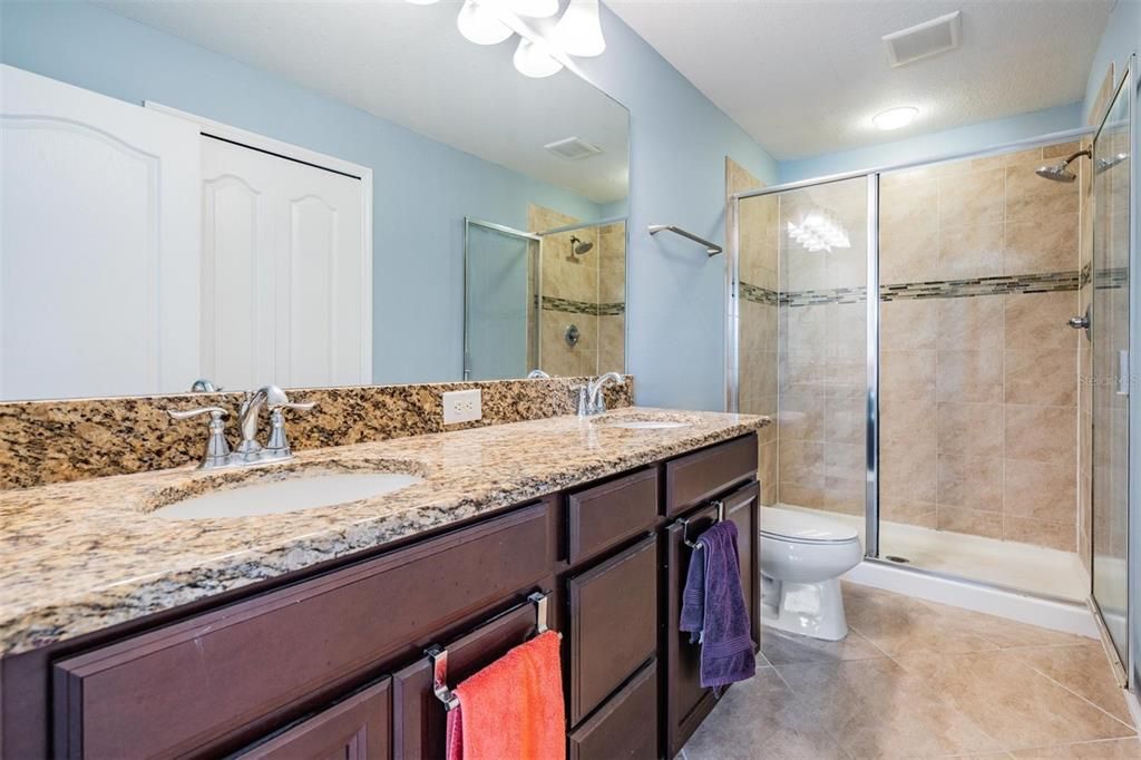 For Sale: $259,999 (2 beds, 2 baths, 1536 Square Feet)