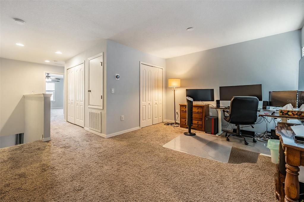 For Sale: $259,999 (2 beds, 2 baths, 1536 Square Feet)