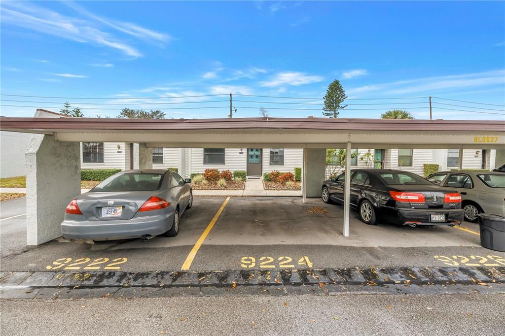 На продажу: $159,900 (2 спален, 1 ванн, 805 Квадратных фут)