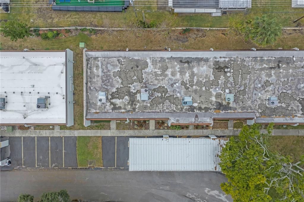 На продажу: $159,900 (2 спален, 1 ванн, 805 Квадратных фут)