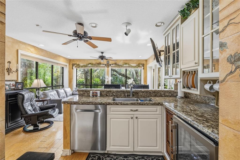 For Sale: $949,900 (4 beds, 3 baths, 3505 Square Feet)