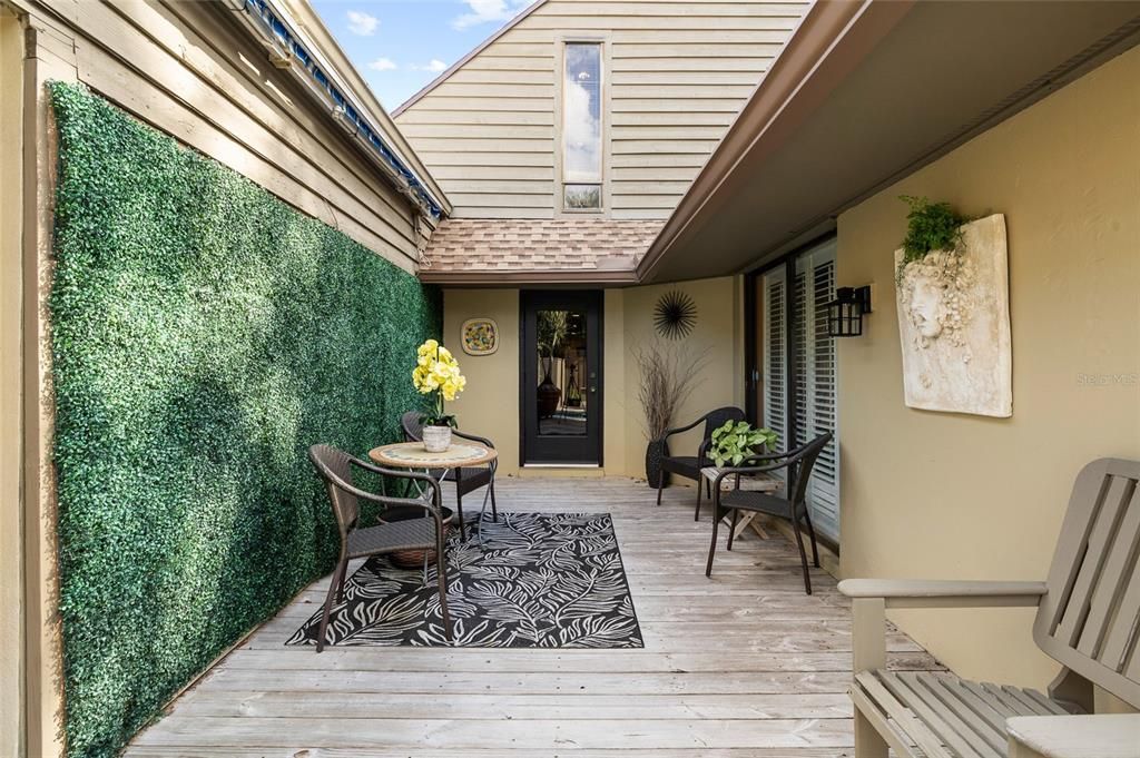 For Sale: $949,900 (4 beds, 3 baths, 3505 Square Feet)